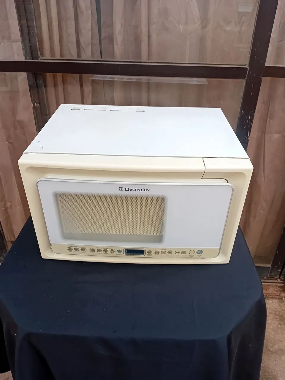 Microondas  eletrolux 31l