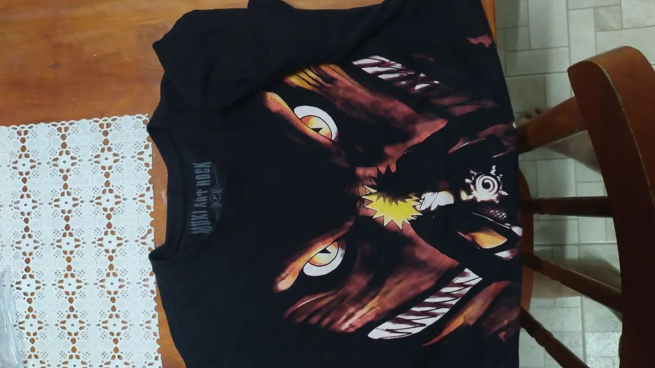 Camisa Naruto tamanho p - Foto 2