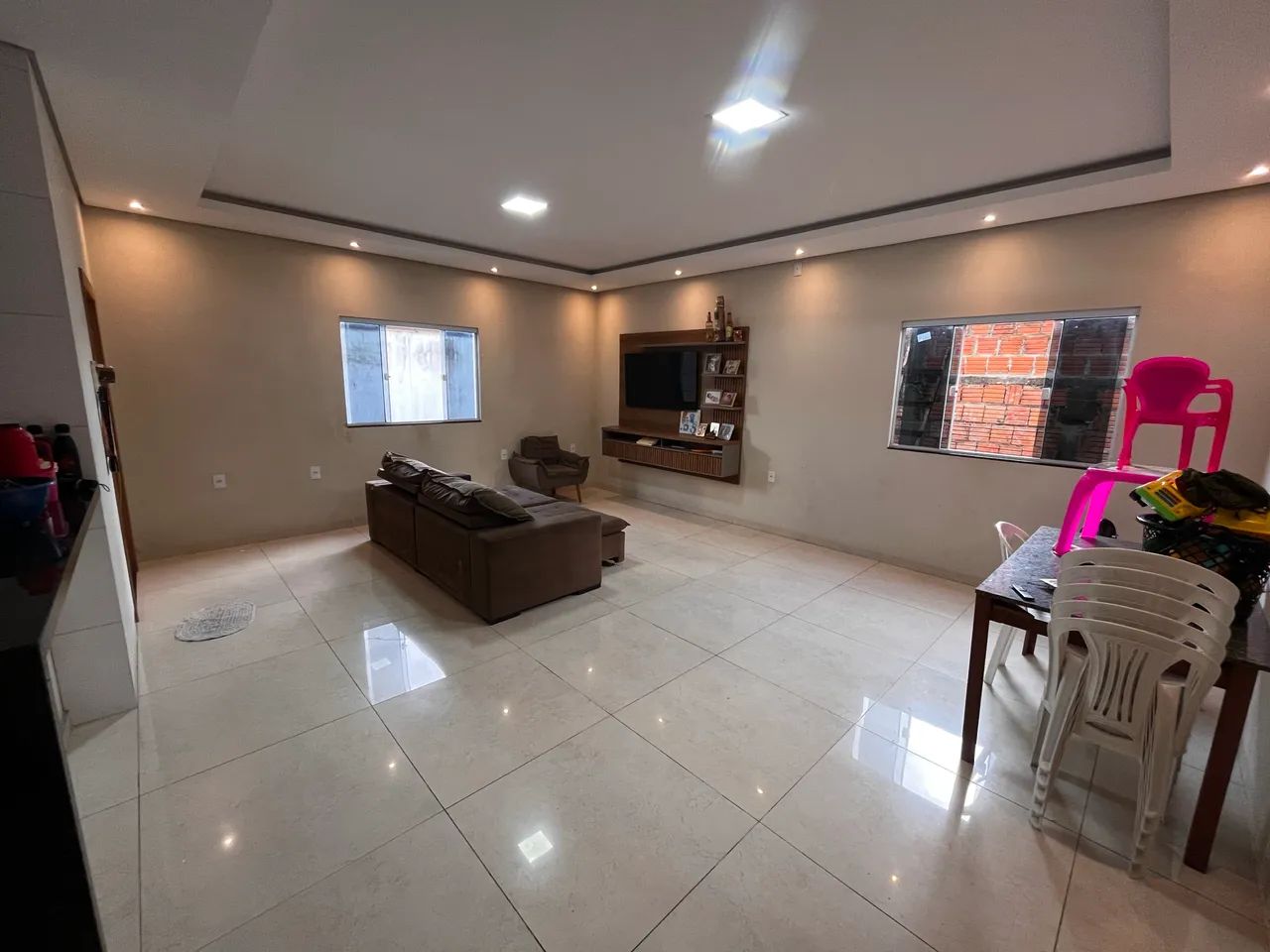 Casa com laje mobiliada