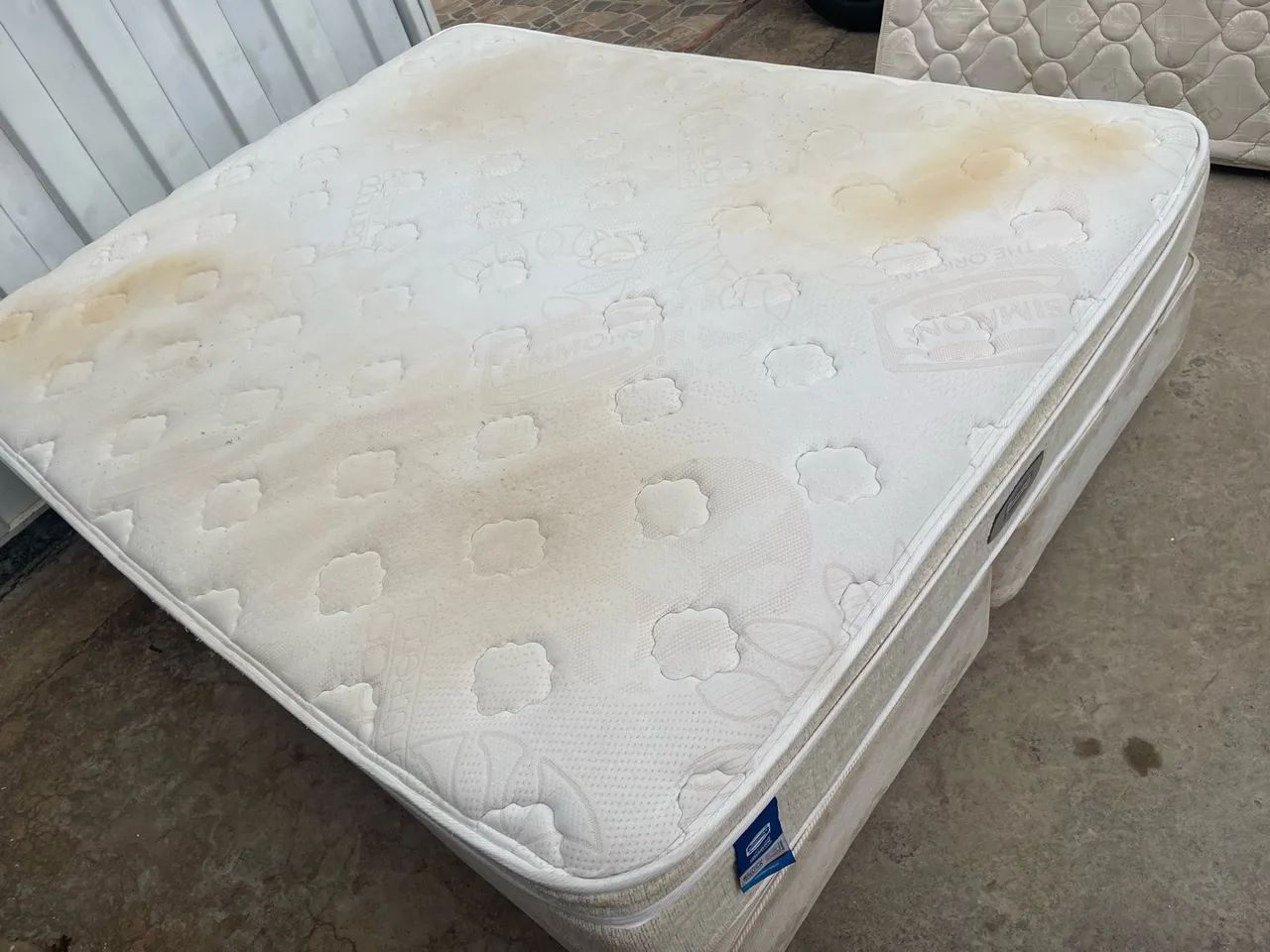 Cama Box Queen Size Simmons  - Foto 4