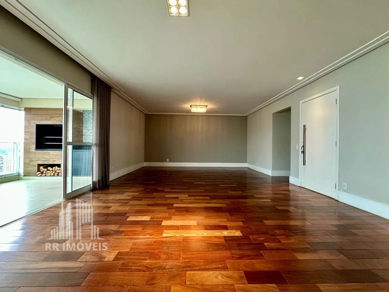 RR9011 Apartamento 207m² CONDOMÍNIO ESSÊNCIA ALPHAVILLE - OPORTUNIDADE - 4 Dorms 3 Vagas -