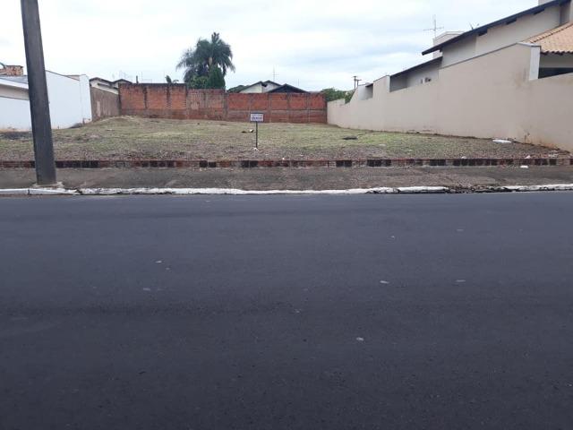 Terreno: 12,00 X 44,00 = 528,00 m² -Jd. Aclimação -Jales -SP- Ref: 901