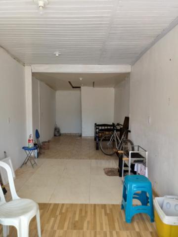 Casa e lote QNQ 2 avenida Comercial otimo pra renda