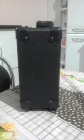 Vendo uma caixa amplificada, mais um cabo de 2,5m 110.00 - Foto 5