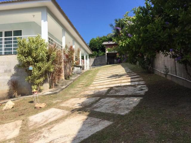 Casa com 3 dormitórios para alugar, 200 m² por r$ 2.500/mês - araçatiba - maricá/rj