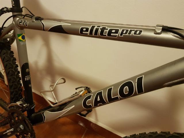 Bicicleta Mountain Bike Caloi Aluminium Elite Pro 27v Aro 26 18"