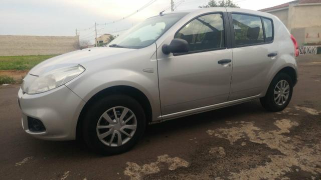 Vendo ou troco Renault Sandero 1.0