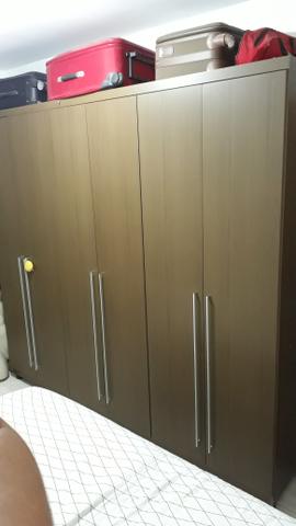 Vendo um guarda roupa de casal