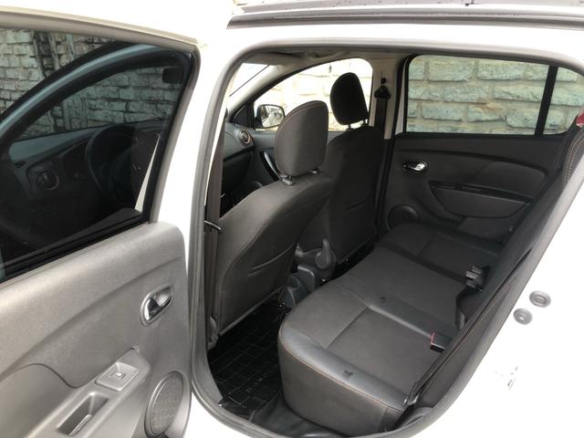 Carro muito novo,único dono.carro para pessoas exigentes.apenas 36.000km rodados - Foto 2