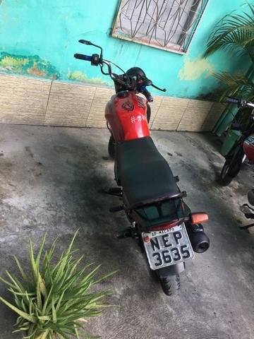 Moto em ótimo estado tenho documentos apenas venda ! - Foto 3
