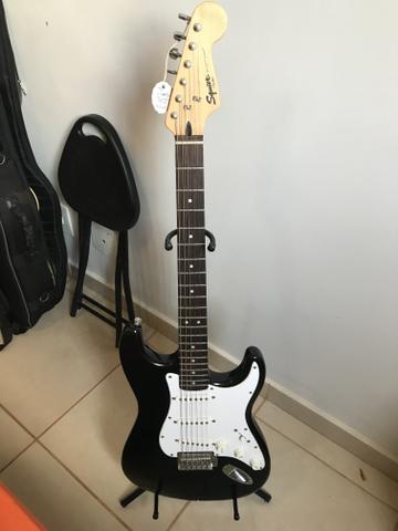Guitarra Fender Squier Bulet - Foto 3