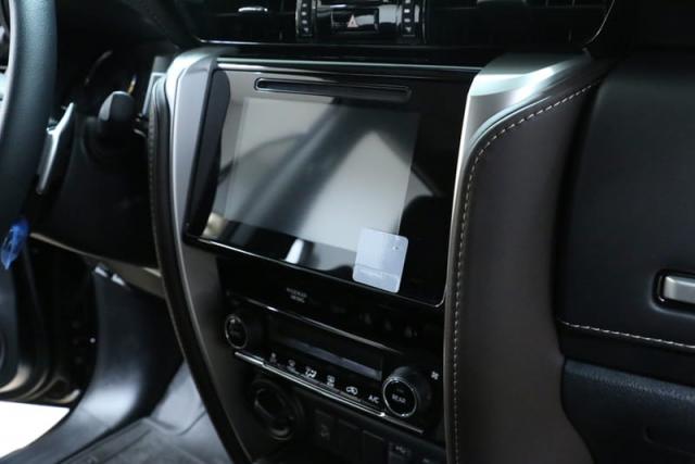 TOYOTA SW4 DSL 4X4 SRX AT 7S 19/20 - Foto 9