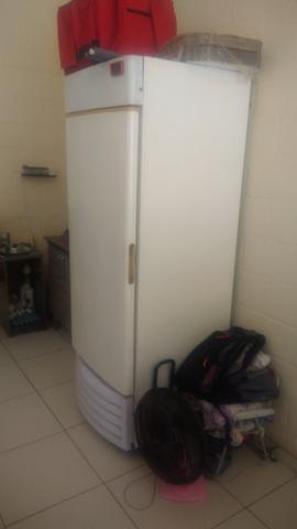 Cervegeira gelando bem 3 meses fe garantia!