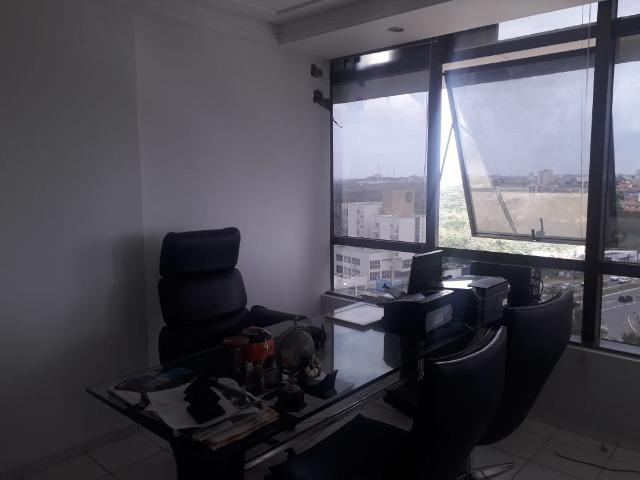 Sala comercial no Edifício Planta Tower no Renascença - Foto 2