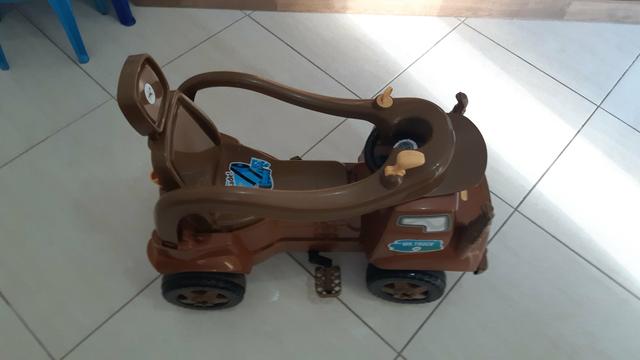 Carro Tow Mater (Excelente para passear com Seu Pequeno)