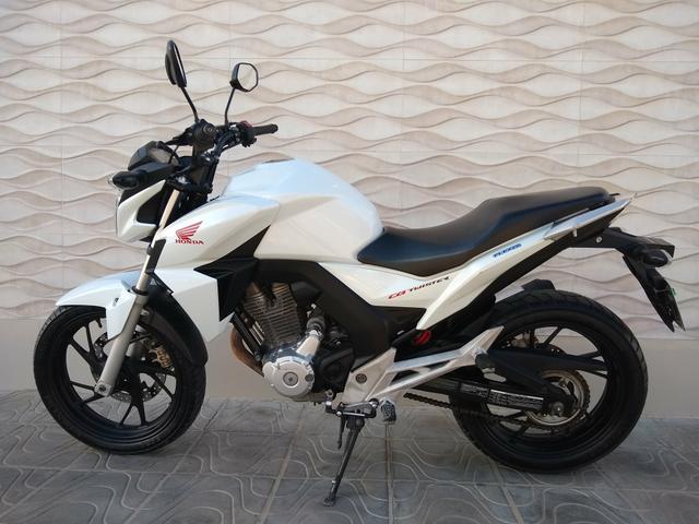 Cb 250 Twister - 2016 - Foto 4
