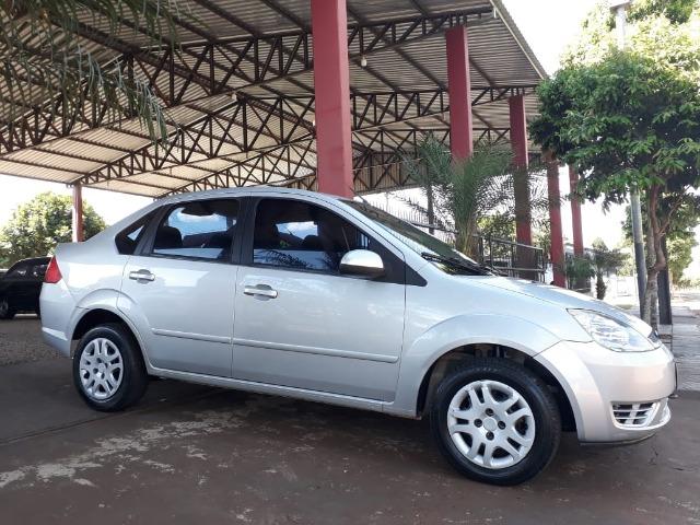 Fiesta Sedan 1.6 completo