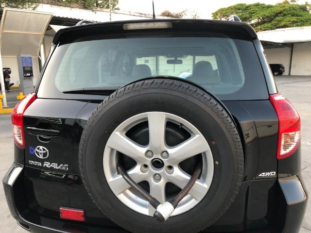 Toyota RAV4 - 4X4 - 2008 com Teto Solar - Foto 8