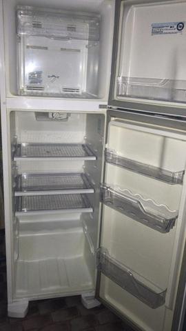 Geladeira FROS FREE - Foto 3