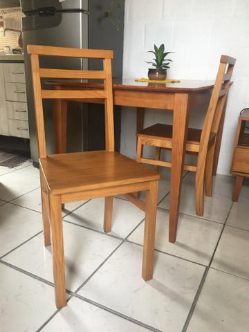 Mesa de jantar - 4 lugares - Madeira -Pé palito + 2 cadeiras - Foto 4