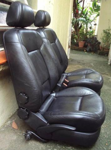 Bancos Banco Couro Adpt Saveiro F100 Maverick Jeep C10 Opala Fiat - Foto 2