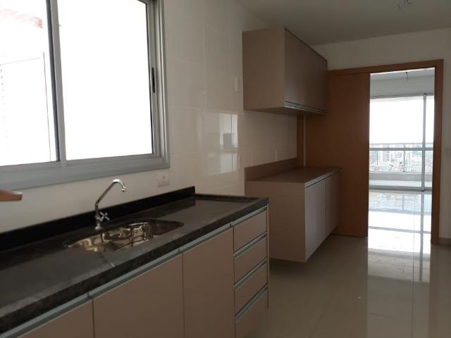 Apartamento Muito próximo aos Shoppings Estação e Goiabeiras - Foto 7