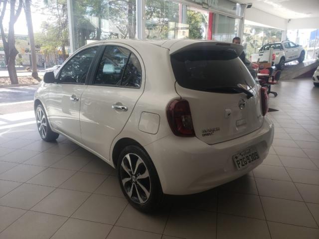 NISSAN MARCH 1.6 SL 16V FLEX 4P MANUAL 2016 - Foto 3