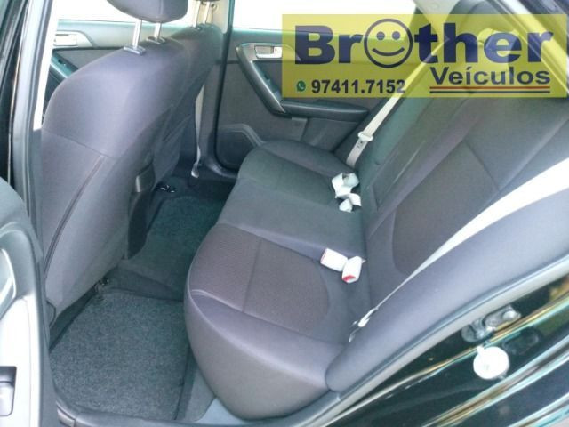 Kia Cerato EX3 1.6 Completo - Foto 9