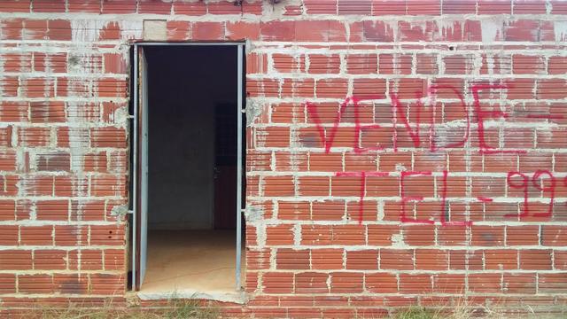 Casa de esquina perto da escola referência nilo coelho troco em moto ou carro conservado - Foto 3
