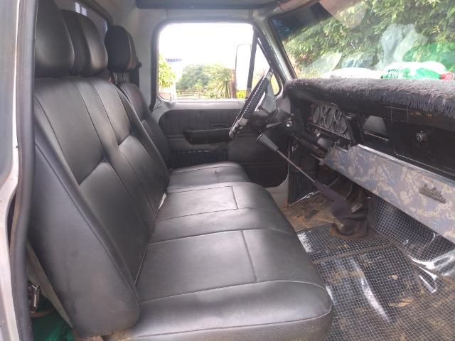 Vendo uma f 4000 ano 88 direção hidráulica motor mwm bomba Bosch - Foto 5