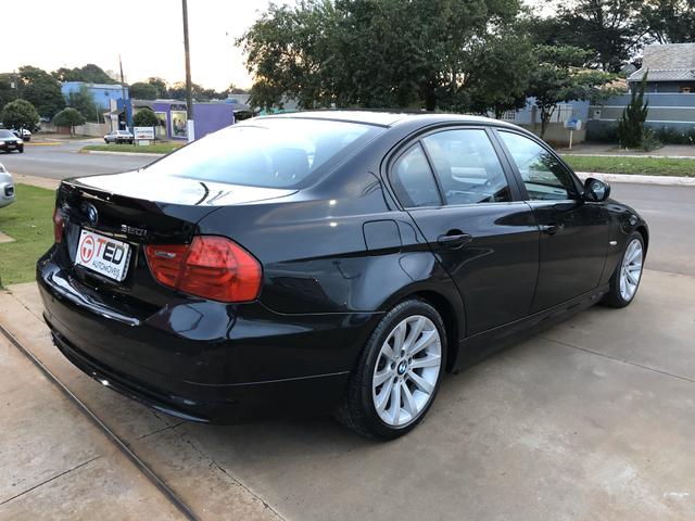 BMW 320i 2010/2011 - Foto 8