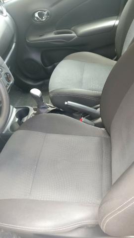 Nissan Versa 2016 1.6 16V - Foto 2