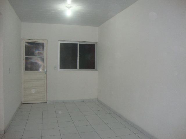 Alugo Casa cond. fechado, Bairro Santos Dumont,Maceió-AL, (500,00), 2 quartos, com garagem - Foto 4