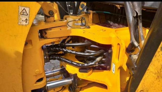 Retro escavadeira JCB 2017 - Foto 3