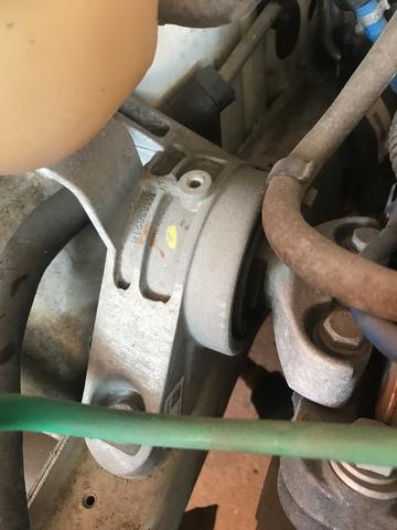 Calço motor Fiat bravo 2013