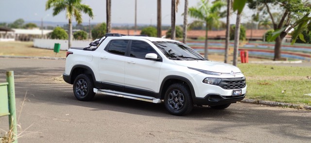 FIAT TORO FREEDOM AT9