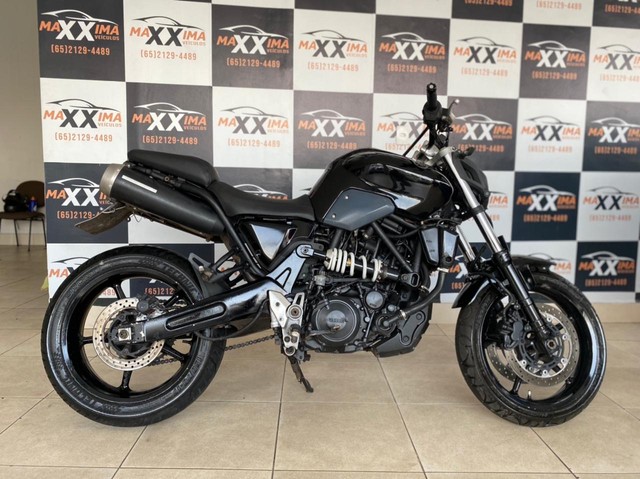 YAMAHA MT03