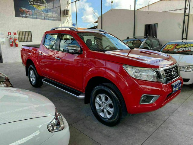 NISSAN FRONTIER LE