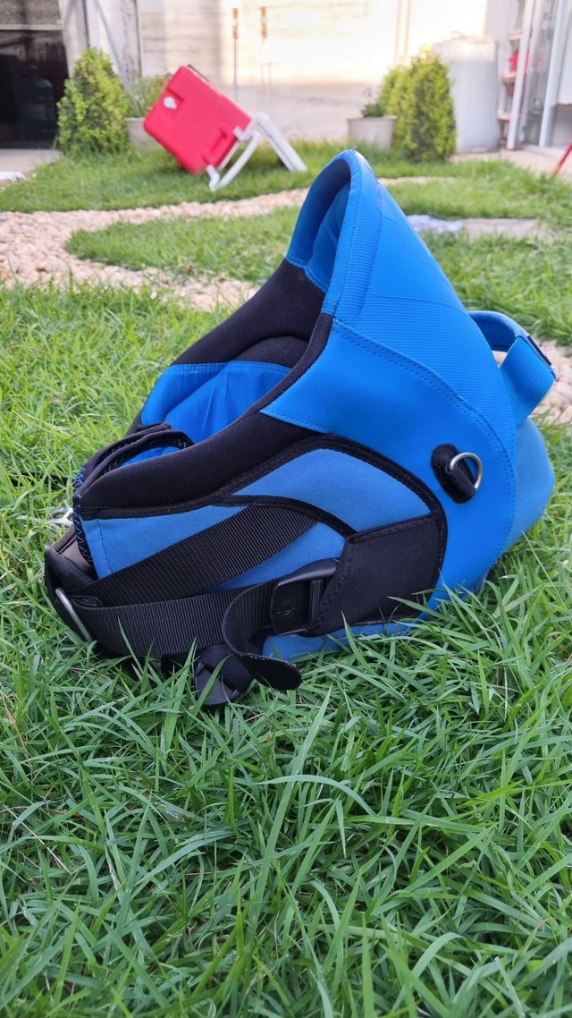 Vendo Trapézio Cadeirinha Kitesurf Mystic Tamanho G