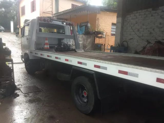Caminhão Guincho Plataforma 