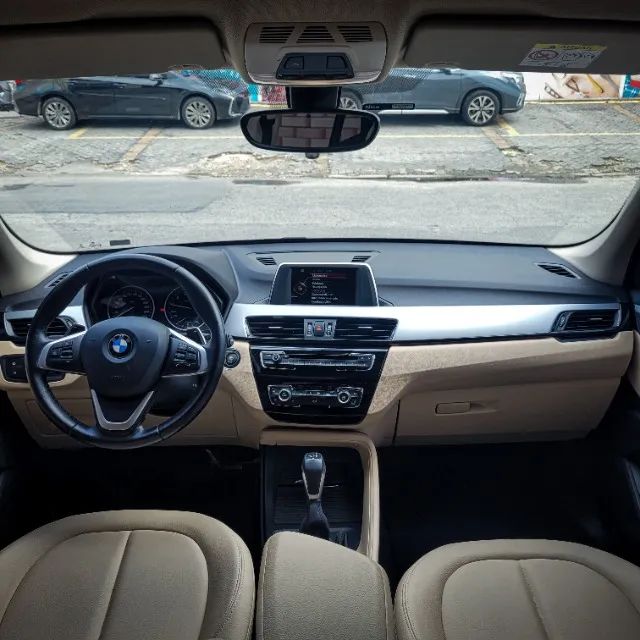BMW X1 S20I Active 2.0 Flex 2018 Aut. com apenas 38mil km rodados