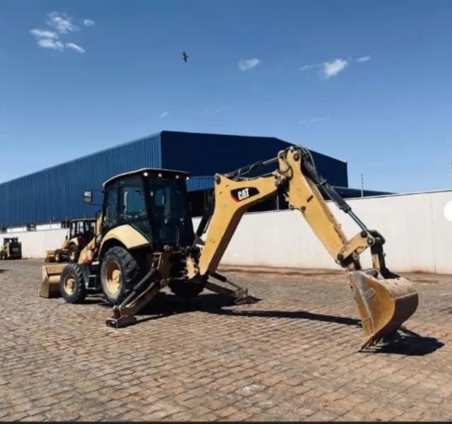 Retroescavadeira Caterpillar 416 2018  - Foto 4