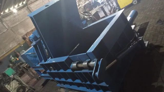 Prensa sucateira 290.000