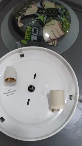 Excelente luminária do Ben 10. Ótima para enfeitar quarto de criança.  - Foto 5