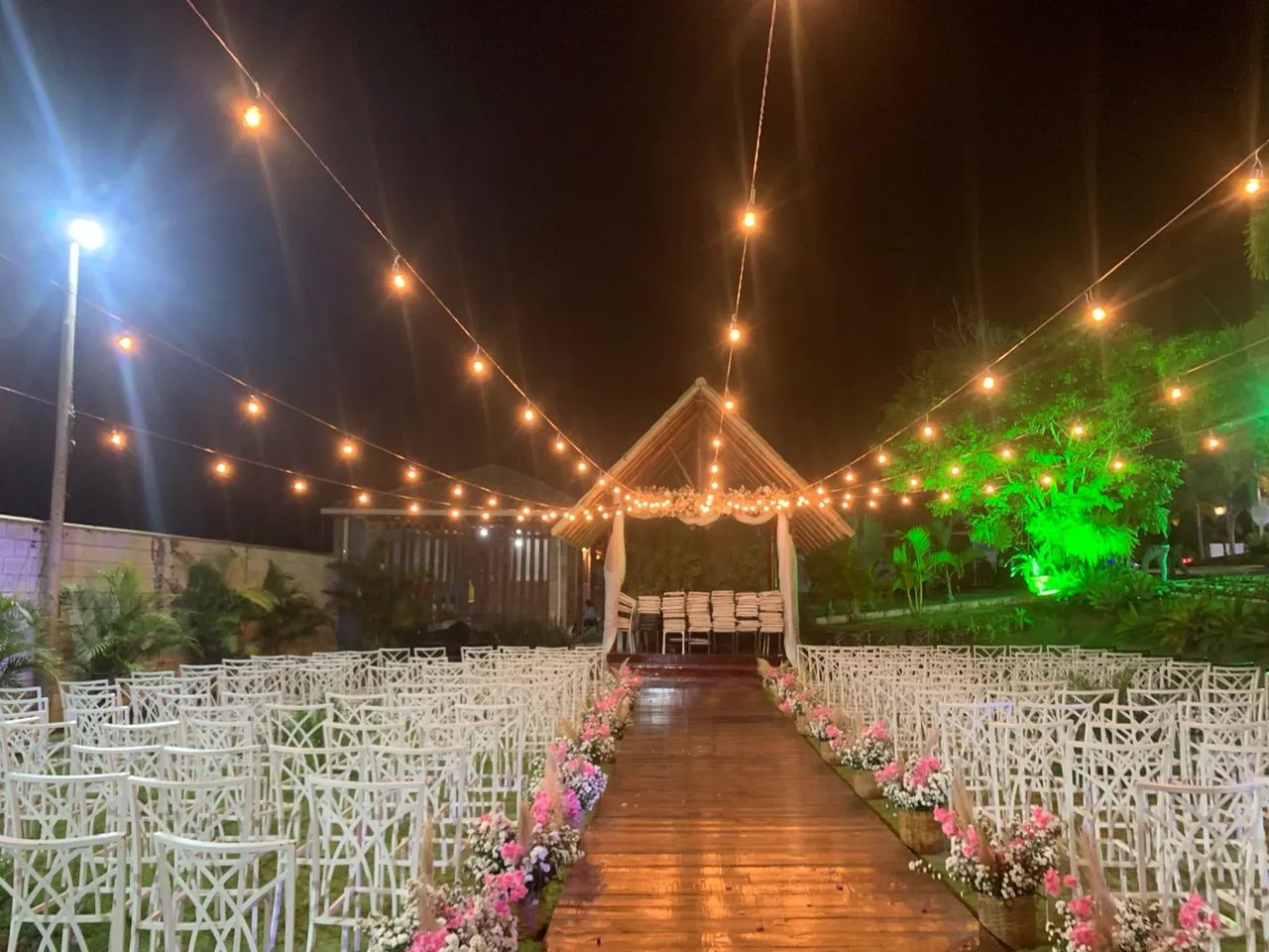 Locaçao de varal de luzes e tunel led