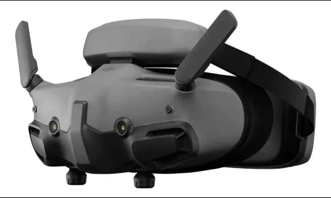 DJI AVATA 2 COM 3 BATERIAS FLY MORE COMBO NOVO ZERO - Foto 4