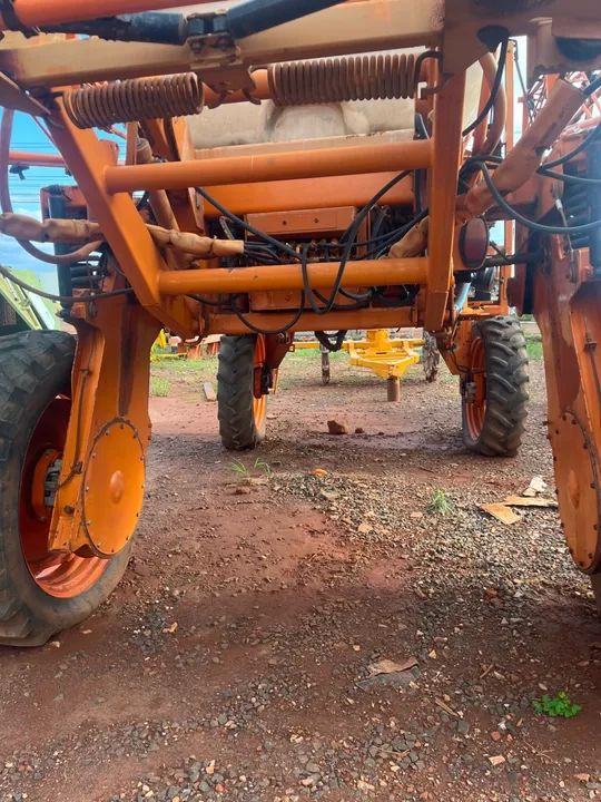 Pulverizador 2.000 litros ano 2000 necessita revisão - Foto 5