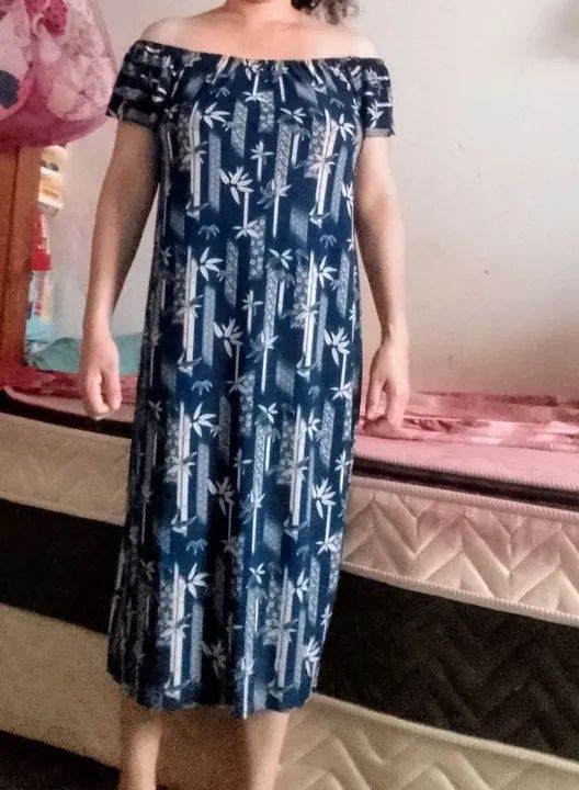 Vestido estampado azul com mangas curtas - Foto 2