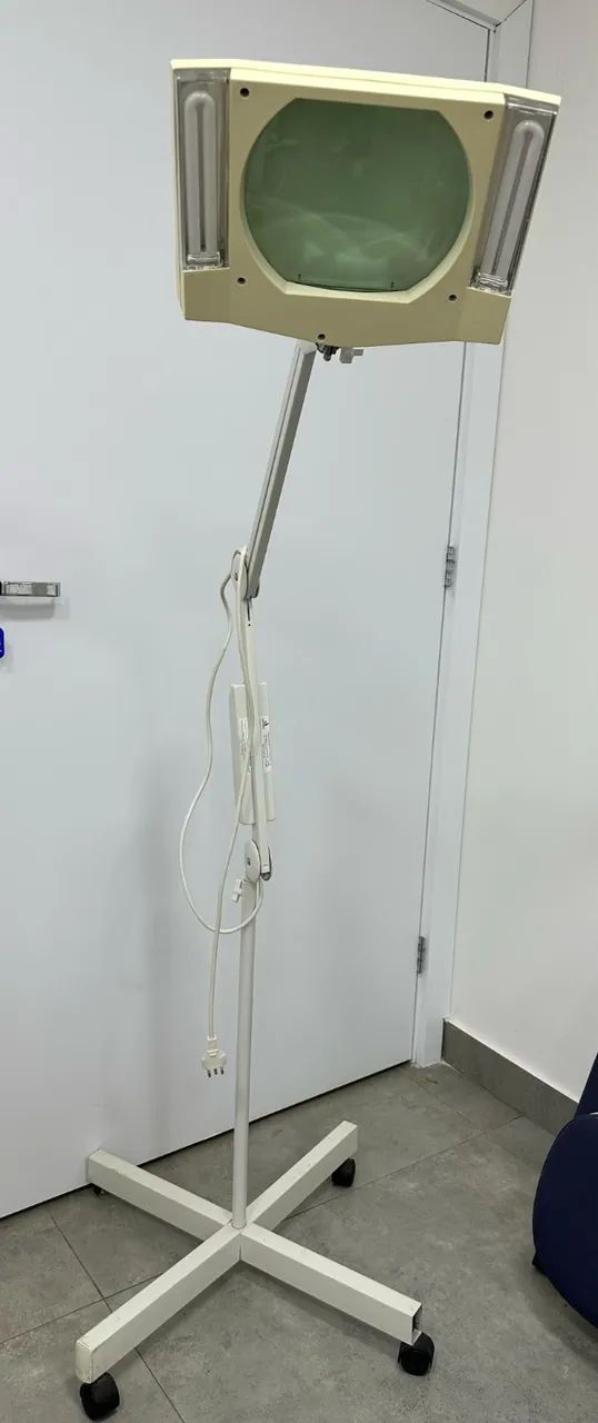 Lupa com iluminação cristófoli - Foto 3