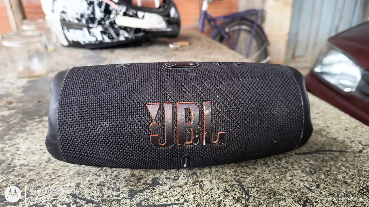 Caixa de Som JBL Charge